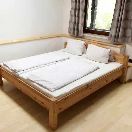 农家乐 Ferienwohnung Am Jojenhof 奥贝朴菲斯