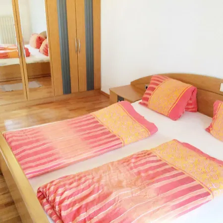 Ferienwohnung Am Jojenhof Farm stay *